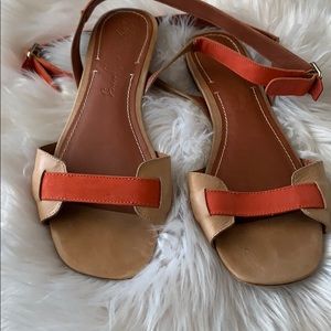 ⬇️REDUCED! Elizabeth and James sandals
